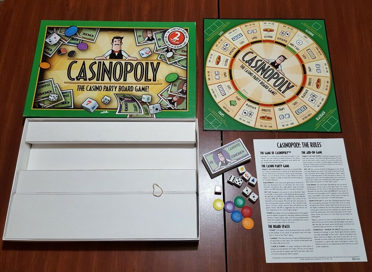 Players playing Casinopoly